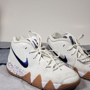 NIKE KYRIE 4 UNCLE DREW